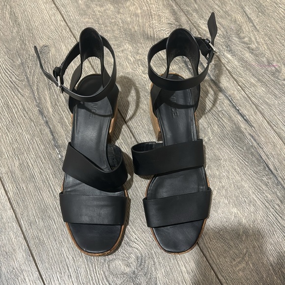 • VINCE • Women’s Frida Leather Slingback Sandals Block Heel Black 8.5 - Picture 2 of 5